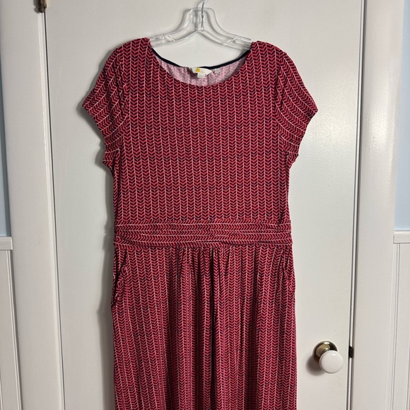Boden Amelie Jersey Dress Red Chevron Twist Size 12 Long - Picture 3 of 10